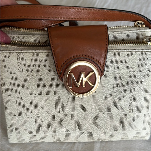 Michael Kors Crossbody Bag in White and Brown with Monogram - Picture 7 of 7
